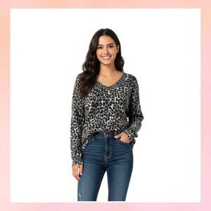 Michael Kors Leopard Print V-Neck Sweater - Size Large